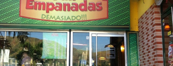 Full Empanadas is one of Maracay Places.