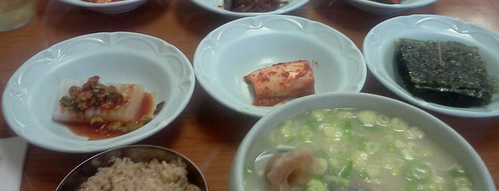 Olympic Korean Restaurant is one of New LA.