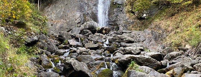Молочный водопад is one of Тбилиси.
