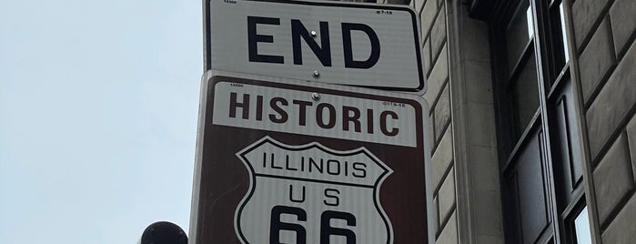 The Beginning Of Route 66 is one of Chicago.