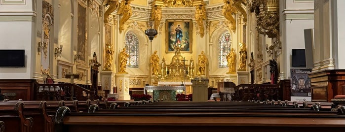 Basilique-cathédrale Notre-Dame de Québec is one of Canada.