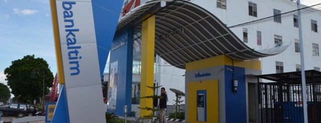 Atm Drive Thru Bankaltim is one of Fasilitas Umum Kota Tenggarong.