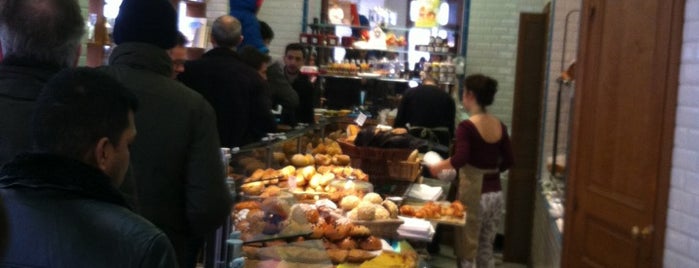 Boulangerie Gontran Cherrier is one of Les 400 lieux branchés de Paris : Manger.