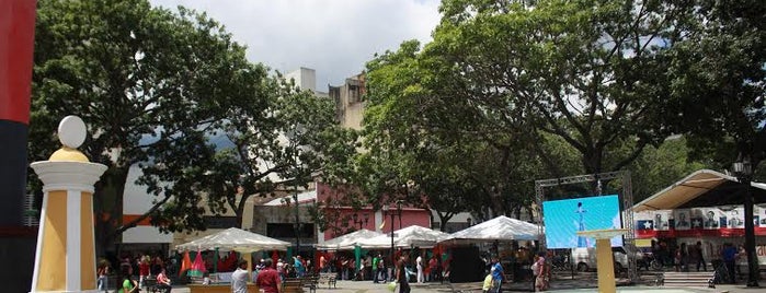 Plaza El Venezolano is one of สถานที่ที่ Alcaldía ถูกใจ.