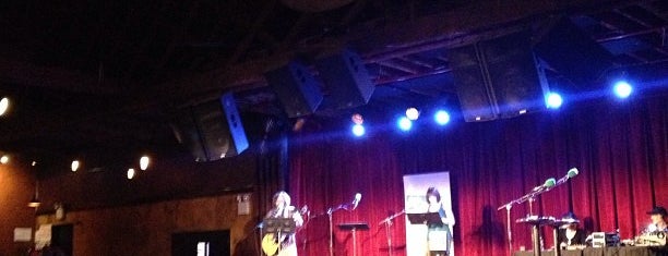 The Bell House is one of Concert stuff!.
