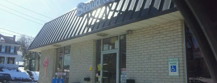 Stewart's Shops is one of Quick snacks and drinks around Hudson, NY.