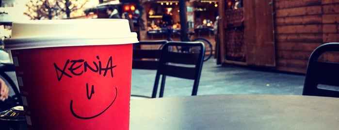 Starbucks is one of Tempat yang Disukai Ksenia.