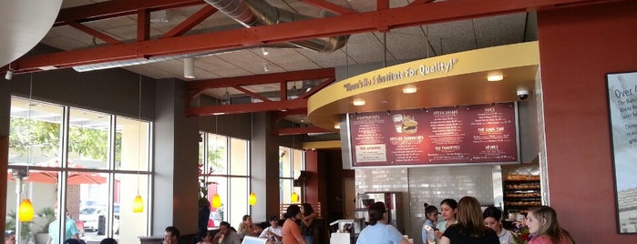 The Habit Burger Grill is one of Locais salvos de KENDRICK.