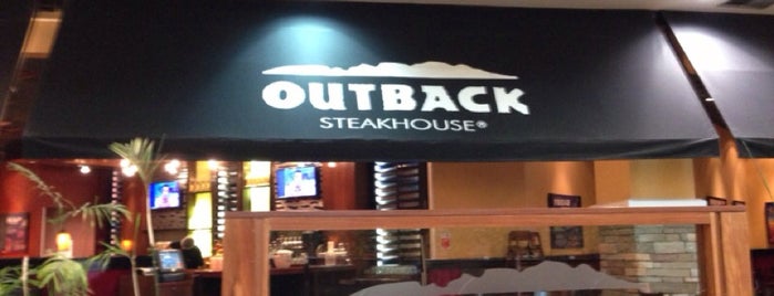 Outback Steakhouse is one of Shopping Villa-Lobos.