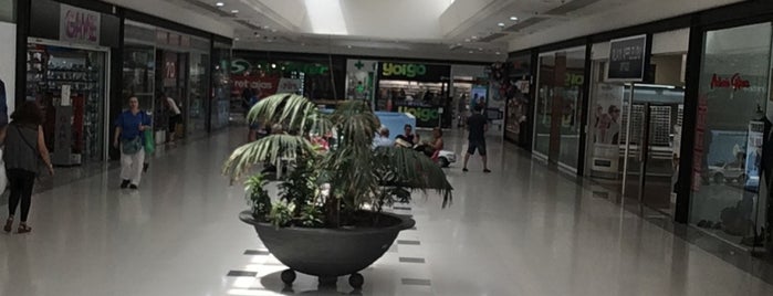 Centro Comercial Rincón de la Victoria is one of Centros Comerciales.