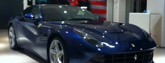 Ferrari Store is one of Екатерина'ın Beğendiği Mekanlar.