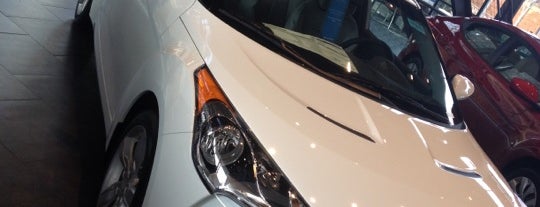 Johnson Hyundai of Apex is one of Andyさんのお気に入りスポット.