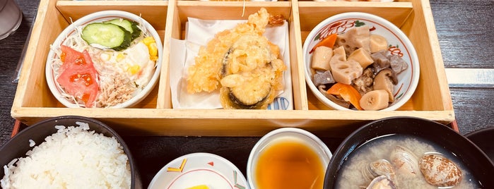 ドライブイン みちしお is one of 麺.