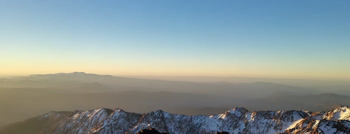 Jebel Toubkal is one of สถานที่ที่ Fedor ถูกใจ.
