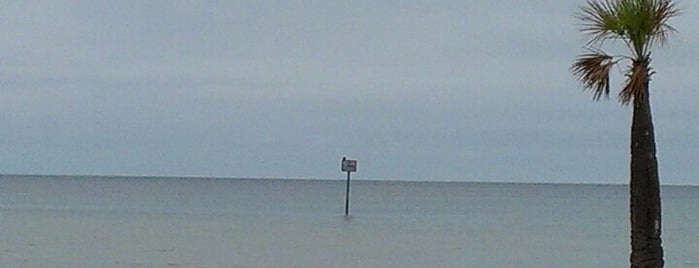 Gulf of Mexico is one of Orte, die Lizzie gefallen.