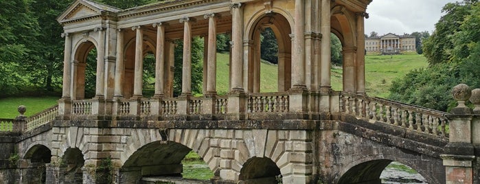 Palladian Bridge is one of Bath.
