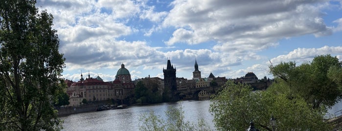 Náplavka u Hergetovy cihelny is one of Prague🇨🇿.