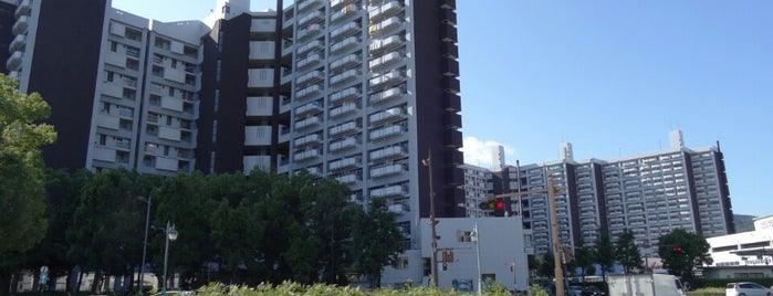 基町高層アパート is one of Curtainwalls & Landmarks.