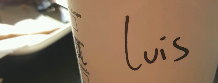 Starbucks is one of aniasvさんのお気に入りスポット.