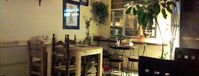 La Berenjena is one of restaurantes & cafes.