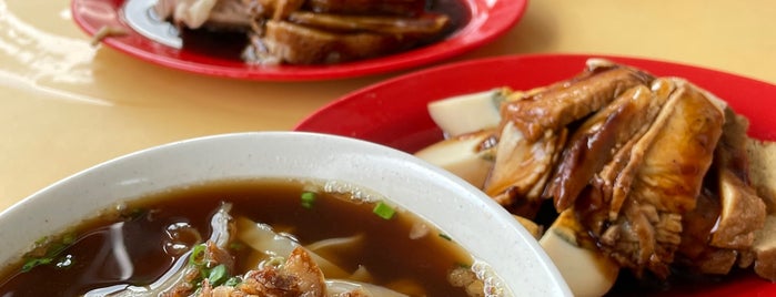 Cempaka Kueh Tiaw Kia Eating House 亚福粿條仔 is one of Noodle 面.