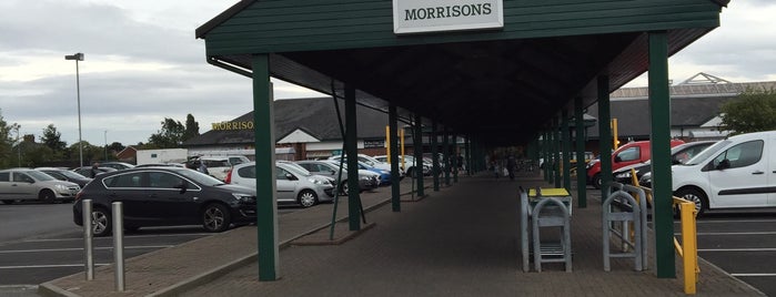 Morrisons is one of Must-visit Food & Drink Shops in Hull.