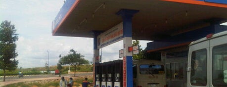 Petrolimex is one of Gas Station / Garage.