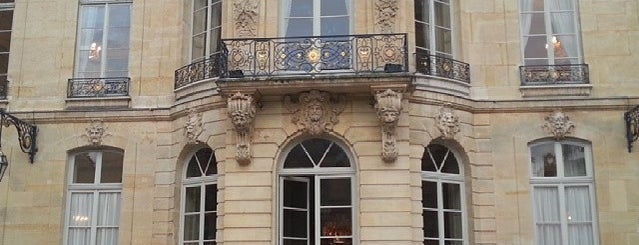 Hôtel de Matignon is one of Incontournable de Paris.
