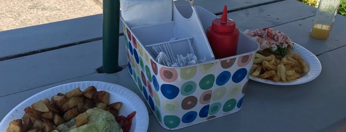 Picnic Box is one of Outdoor Seating 🌳.