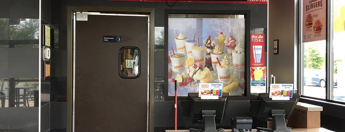 Sonic Drive-In is one of Ian’s Liked Places.