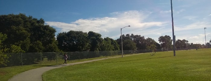 Joe Day Memorial Park is one of Lieux qui ont plu à Karina.