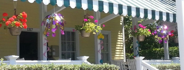 Avalon Bed and Breakfast Key West is one of Lugares favoritos de Paola.