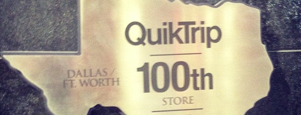 QuikTrip is one of Tempat yang Disukai John.