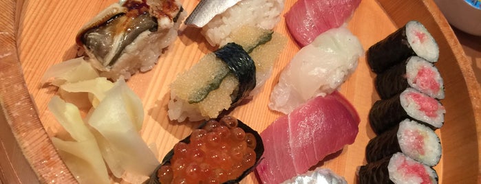 Tsukiji Tama Sushi is one of Carlos 님이 좋아한 장소.