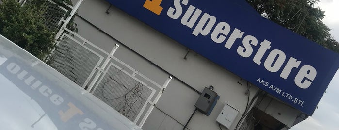 Office 1 Superstore is one of Lugares favoritos de Dr. Murat.