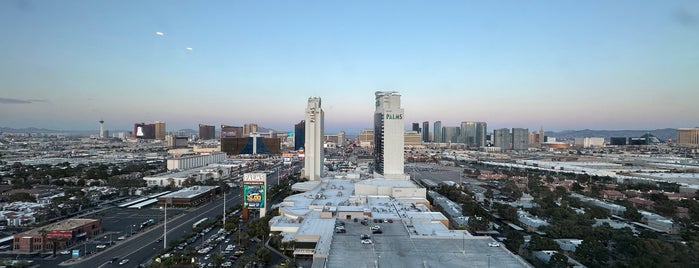 Palms Place Hotel Suites is one of Favorite Bars and Places to be in Sin City!.