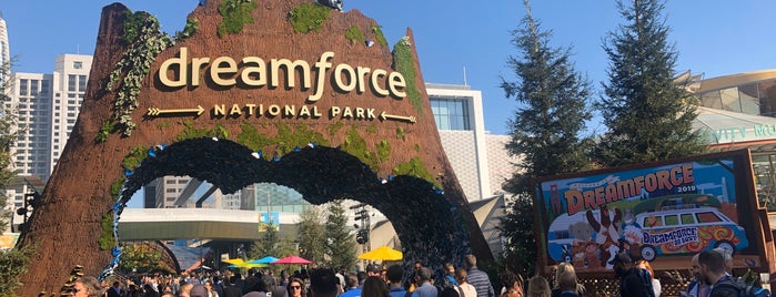 Dreamforce is one of Locais curtidos por Sole.
