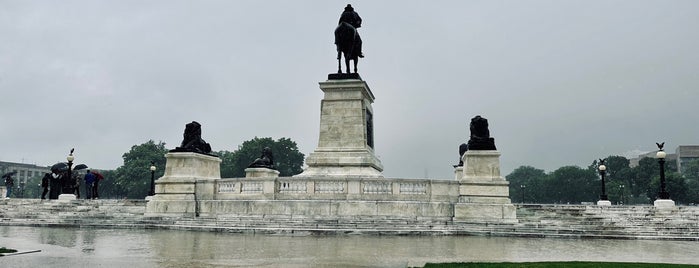 Ulysses S. Grant Memorial is one of DC Monuments Run.