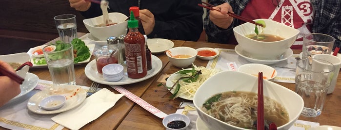 Pho Avenue is one of Phil 님이 좋아한 장소.