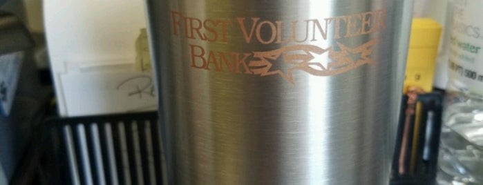 First Volunteer Bank is one of Caroline 🍀💫🦄💫🍀'ın Beğendiği Mekanlar.