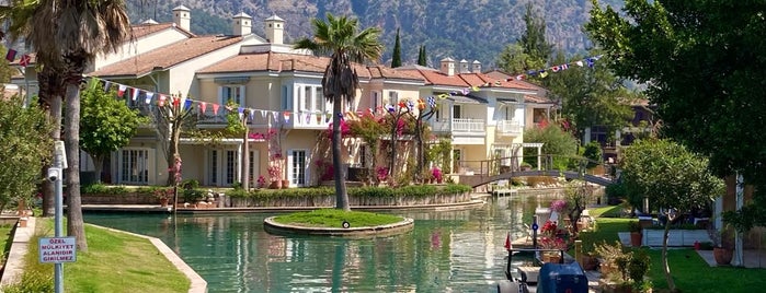 Göcek Çarşı is one of MKV'ın Beğendiği Mekanlar.