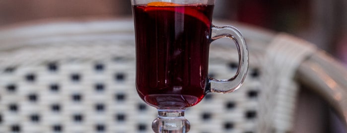Castro Bistro is one of Where to drink mulled wine in Budapest (2015).