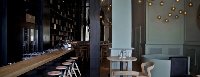 ZONA BUDAPEST is one of Best luxury lunch menus in Budapest (2014).