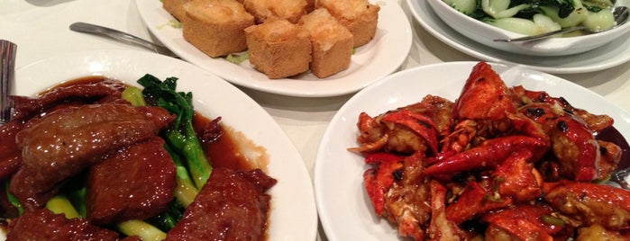 Foo Kee Seafood Restaurant 富记 is one of Favorite restaurants.