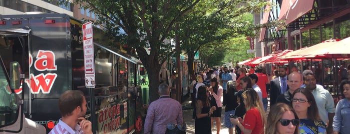 Foodtrucks at Ballston is one of Jingyuan’s Liked Places.