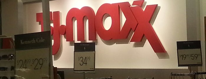 T.J. Maxx is one of Lovelyさんのお気に入りスポット.