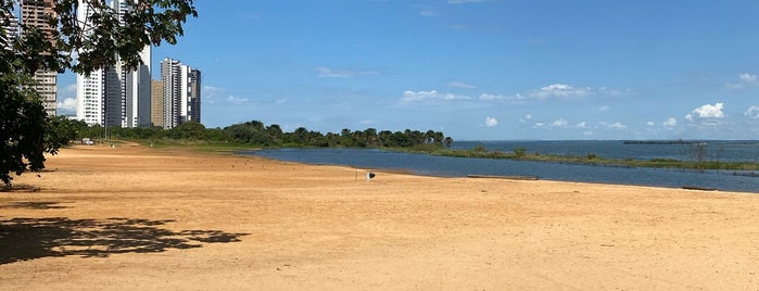 Praia da Graciosa is one of Para Descansar 😴💤💆🏊🎣.