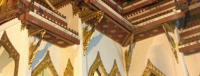 Wat Yannawa is one of ntnss.