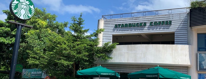 星巴克 Starbucks is one of Taiwan.