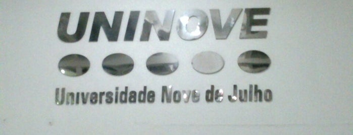 Universidade Nove de Julho (UNINOVE) is one of สถานที่ที่ Oz ถูกใจ.